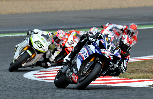 BenSpies, Niriyuki Haga picture magny-Cours world Superbike