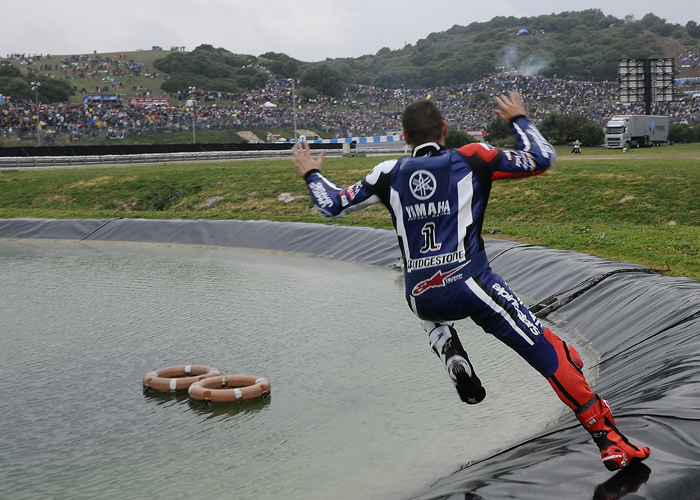 Jorge Lorenzo water jump photo wet