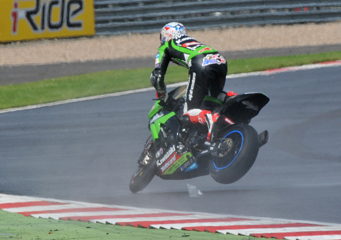 Baz crash Silverstone