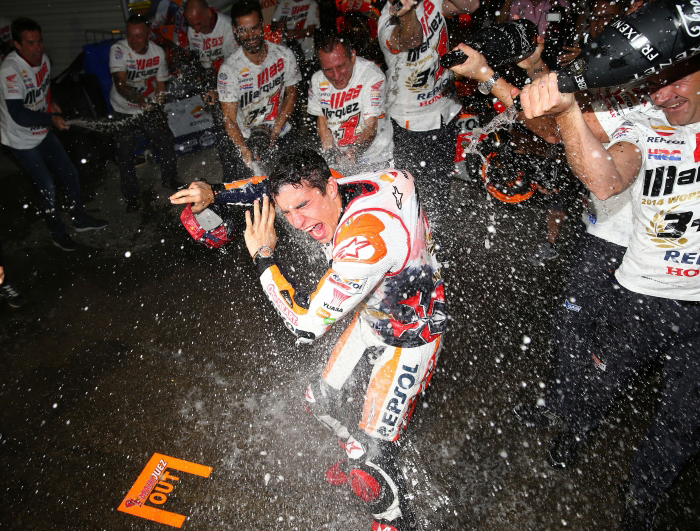 Marc marquez champaign spray photo Motegi