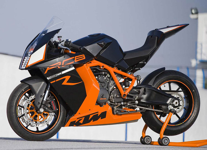 2011 KTM RC8R